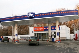 Покупатель сети заправок Роснефти зарегистрировал нового трейдера