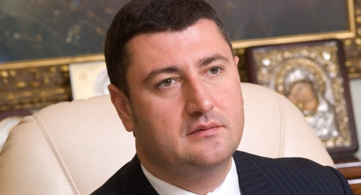 Суд арестовал имущество Бахматюка по иску Нацбанка