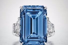 На аукционе продали самый дорогой бриллиант за всю историю