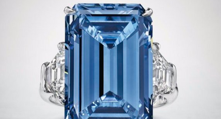 twitter.com/ChristiesInc