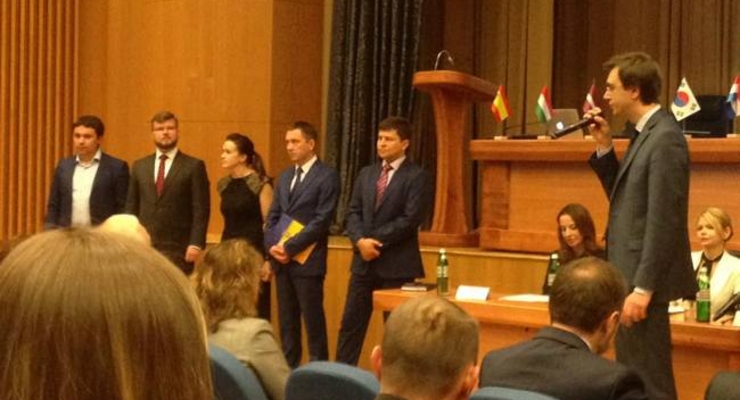 Министр инфраструктуры представил свою команду