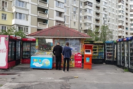 Большой бизнес: В Киеве нашли МАФ с 11 холодильниками