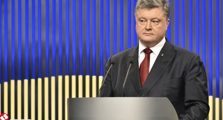 Порошенко: Мы постепенно вытесняем олигархов из госкомпаний