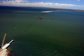 Дороже некуда: Блогеры создали ролик об истории подорожания Керченского моста