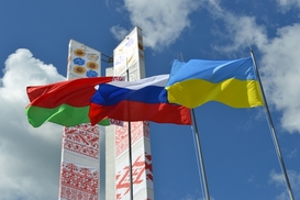 Беларусь прекратила спотовые поставки топлива в Украину - СМИ