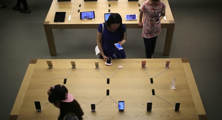 Потери Украины от контрабанды iPhone оцениваются в 1 млрд грн