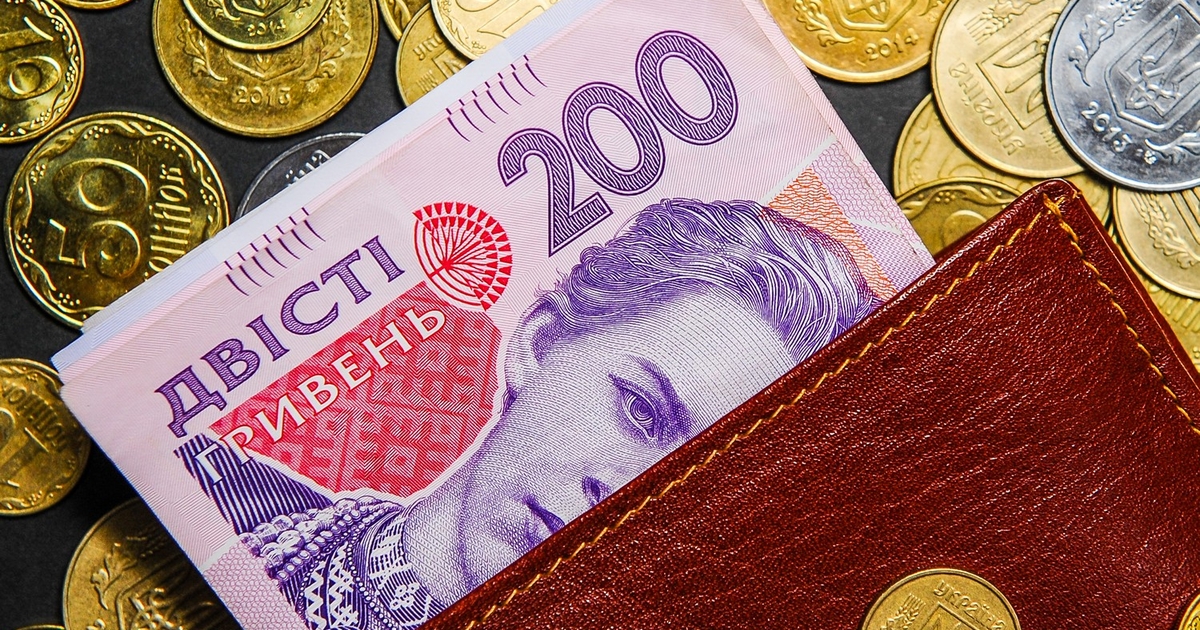 кредит. вкладчик положил в банк 100000 руб под 10 годовых сколько денег. деньги на полгода под. количество нулей в деньгах. вклады и сбережения.