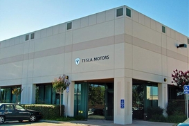 Убыток Tesla Motors вырос на 70%