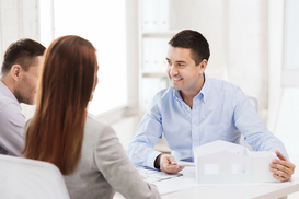 Клиенту придется быть грамотным: Что делать вкладчику, если у банка проблемы