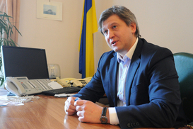 Деньги от спецконфискации пойдут на оборону и аграриев