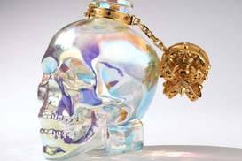 В Канаде презентовали эксклюзивную бутылку водки за $13 тыс