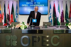 ОПЕК снова увеличила добычу нефти