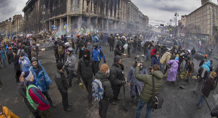 Кабмин выделил финпомощь для участников Майдана