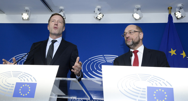 Парламент Валлонии повторно рассмотрит соглашение о ЗСТ с Канадой