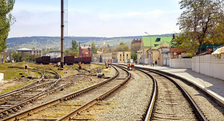 Россия планирует приватизировать Крымскую железную дорогу