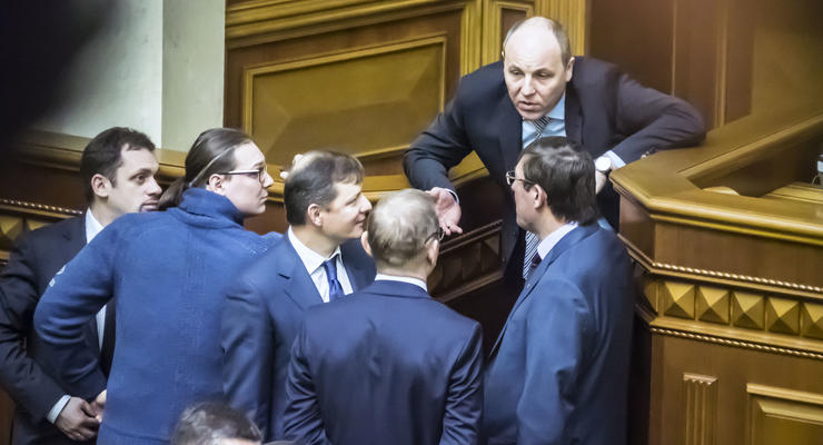 Треть бюджета Молдовы: в Сети подсчитали, сколько денег у депутатов