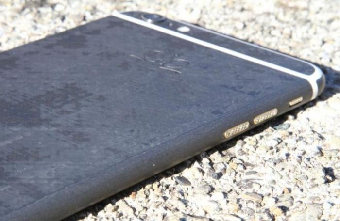 В Женеве презентовали карбоновый iPhone 7 за 17 тысяч долларов