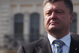 Порошенко о декларациях чиновников: Где ты, голубь сизый, взял эти деньги
