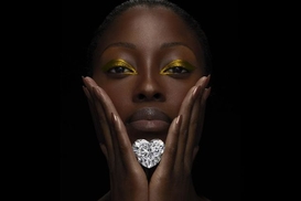 Создан самый большой в мире бриллиант в форме сердца