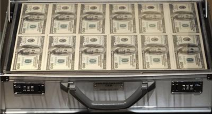 Межбанк открылся котировками доллара 25,555/25,575