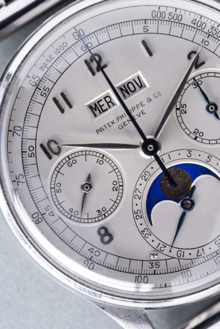 Часы времен Второй мировой продали на аукционе за 11 миллионов долларов