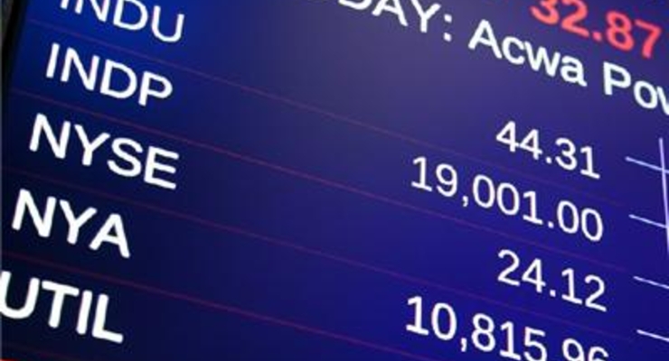 Dow Jones Industrial Average впервые превысил 19 тыс пунктов