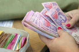 В Украине ввели новый порядок оплаты труда