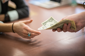 Банки будут по-новому взыскивать долги с украинцев