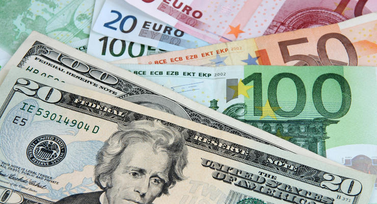 К закрытию межбанка доллар снова достиг 26 гривен