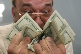 В декларациях 53 депутатов обнаружили признаки коррупции