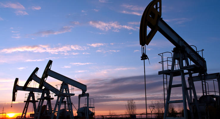 Цены на нефть торгуются в пределах 55 долларов за баррель