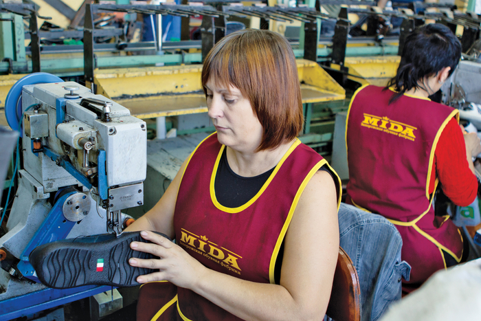 Как производят обувь на украинской фабрике МИДА