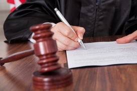 Стокгольмский суд взыскал с ОПЗ 250 миллионов долларов