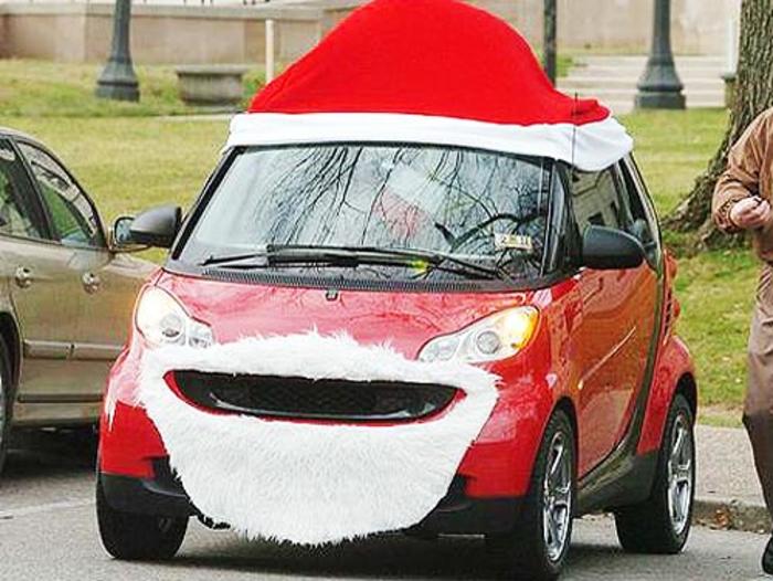 На каких автомобилях ездит Дед Мороз