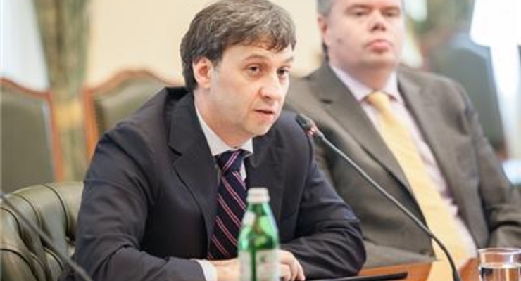 НБУ объявил аукцион по продаже до 100 миллионов долларов