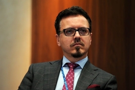 Глава Укрзализныци оценил убыток от коррупции в миллиард гривен