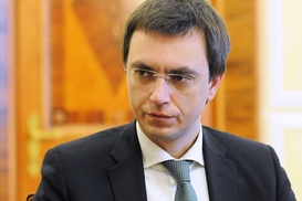 Омелян рассказал, кто и как зарабатывает на Укрзализныце