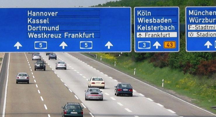 Немецкие автобаны хотят сделать платными для иностранцев