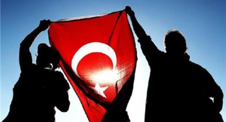 Fitch снизил рейтинг Турции