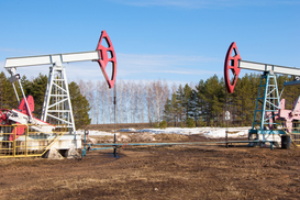 Нефть торгуется в пределах 55 долларов за баррель