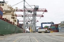 В портах Украины рекордно упала перевалка грузов