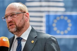 Не заигрывайте с темой выхода Греции из еврозоны - экс-глава Европарламента