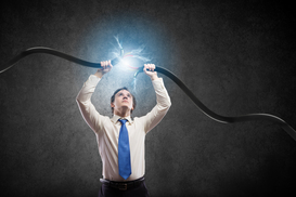 Александр Крамаренко: Рубят провод топором