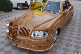 Украинец продает "дубовый" автомобиль