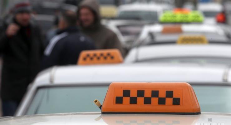 Украинские такси получат желтые номера