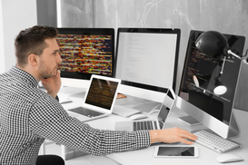 Свыше половины украинских айтишников планируют сменить работу