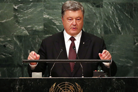 Порошенко прокомментировал решение МВФ по Украине