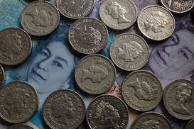 НБУ ослабил гривну на 14 копеек