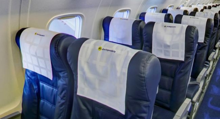 Суд отобрал у Коломойского авиакомпанию