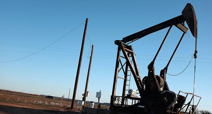 В России прогнозируют падение цен на нефть до 40 долларов за баррель
